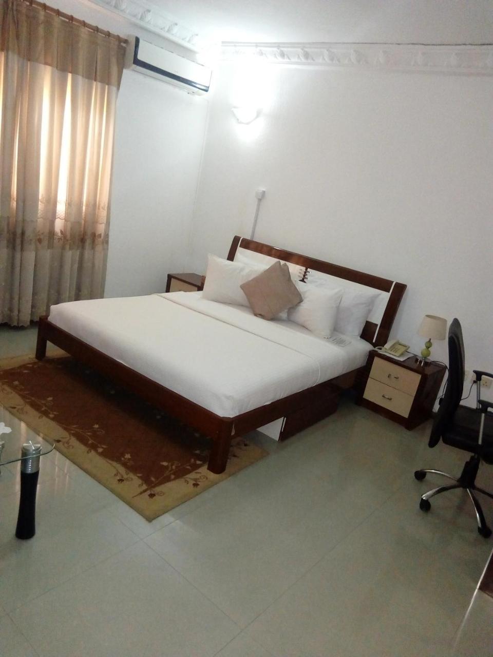 Eastoment Hotel Accra Luaran gambar