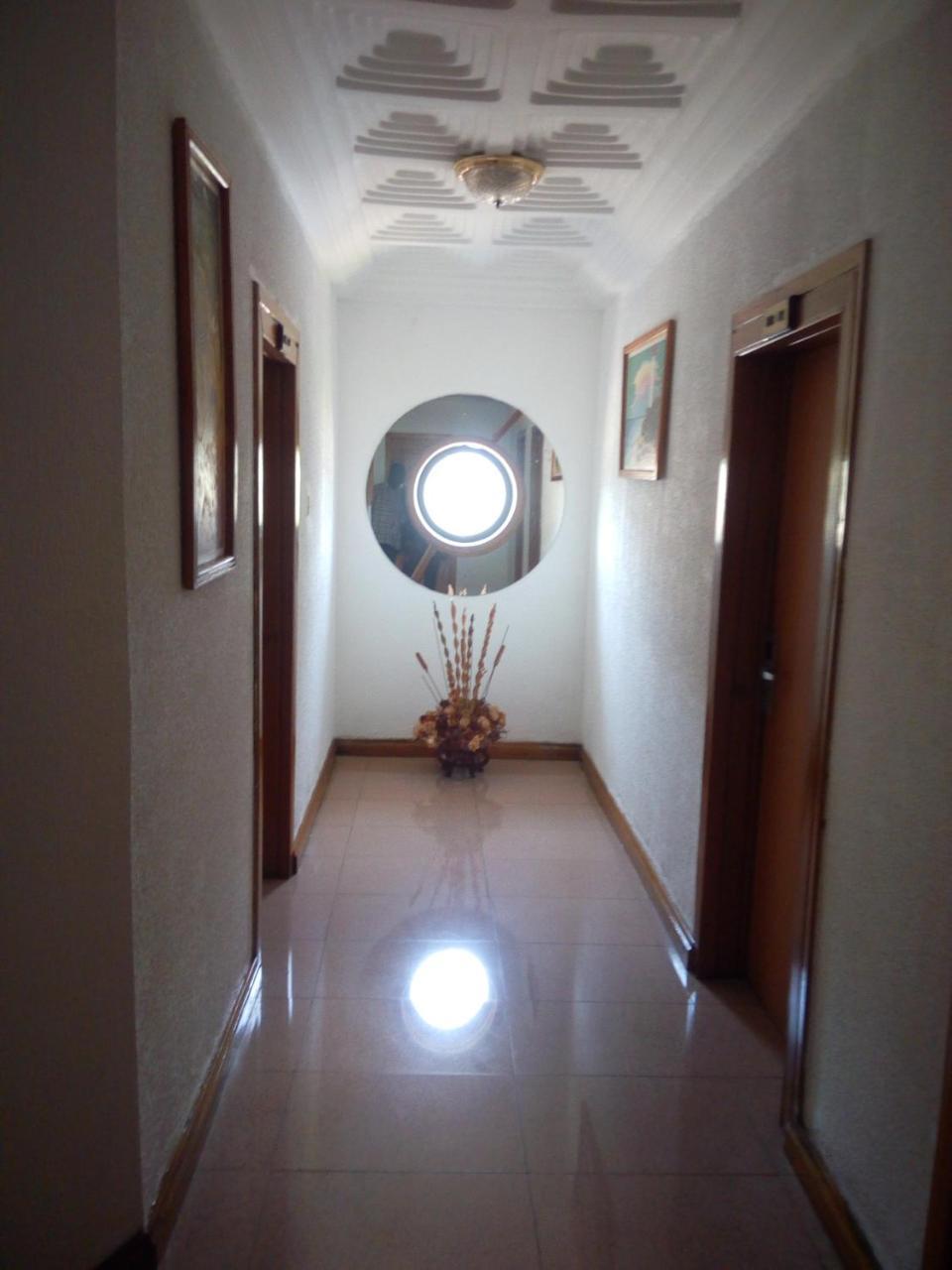 Eastoment Hotel Accra Luaran gambar