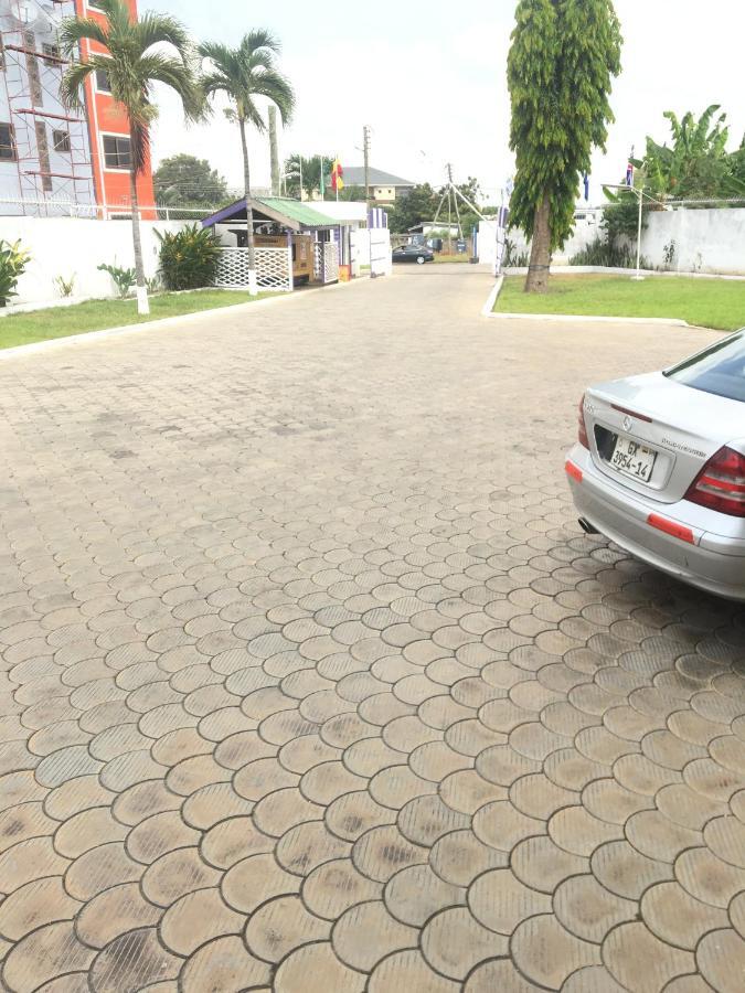 Eastoment Hotel Accra Luaran gambar