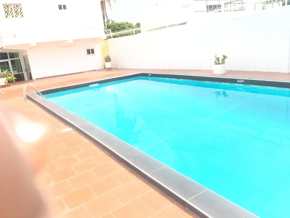 Eastoment Hotel Accra Luaran gambar